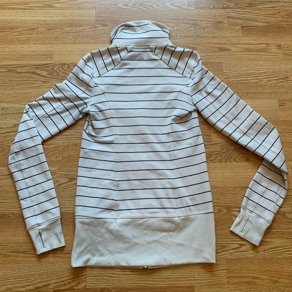 Lululemon Striped Full Zip Jacket | Off White & Black Stripes - Picture 7 of 10